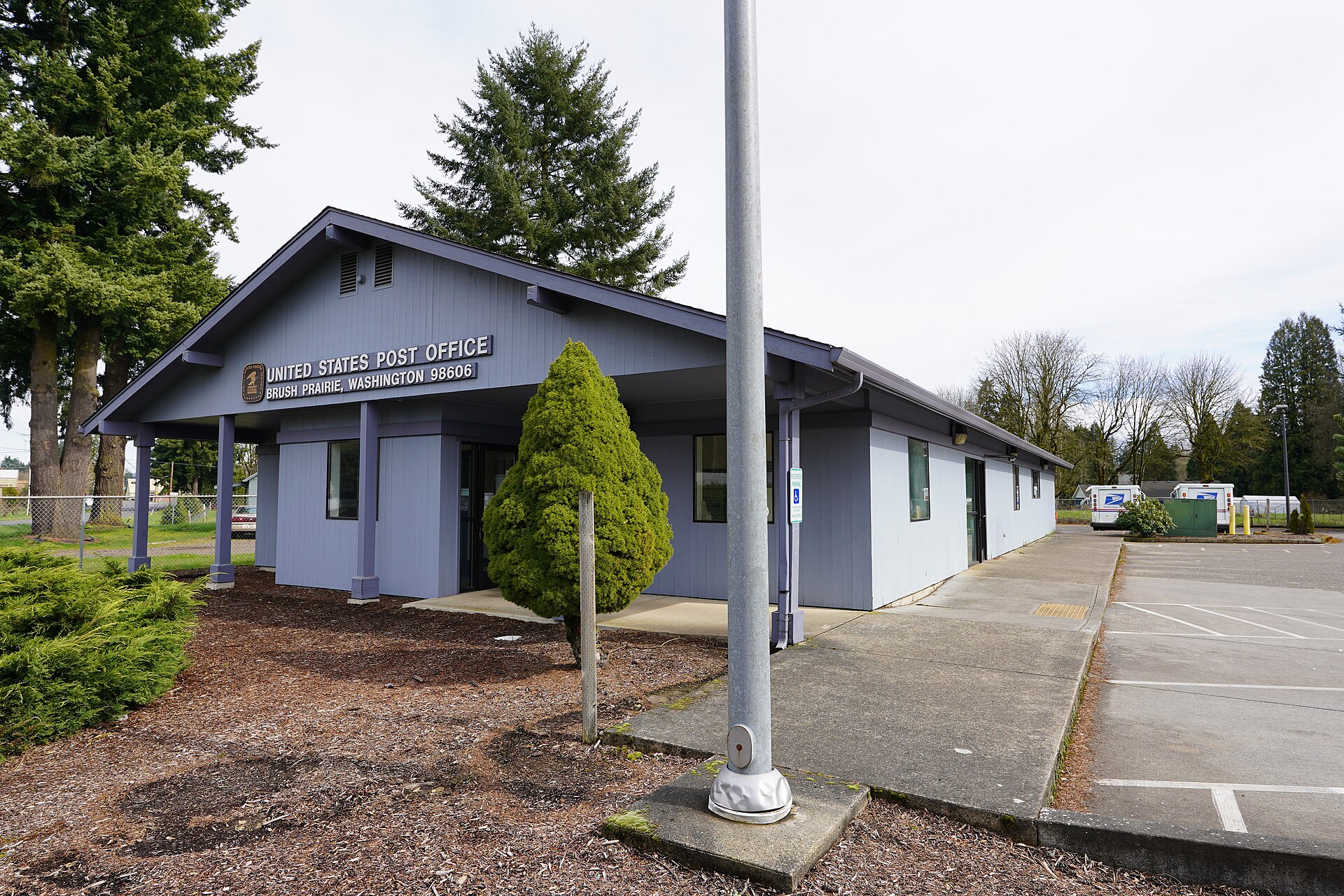 The U.S. Post Office in Brush Prairie, WA